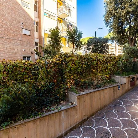 Casa Vacanze La Casetta ลิโด ดิ ออสเตีย ภายนอก รูปภาพ